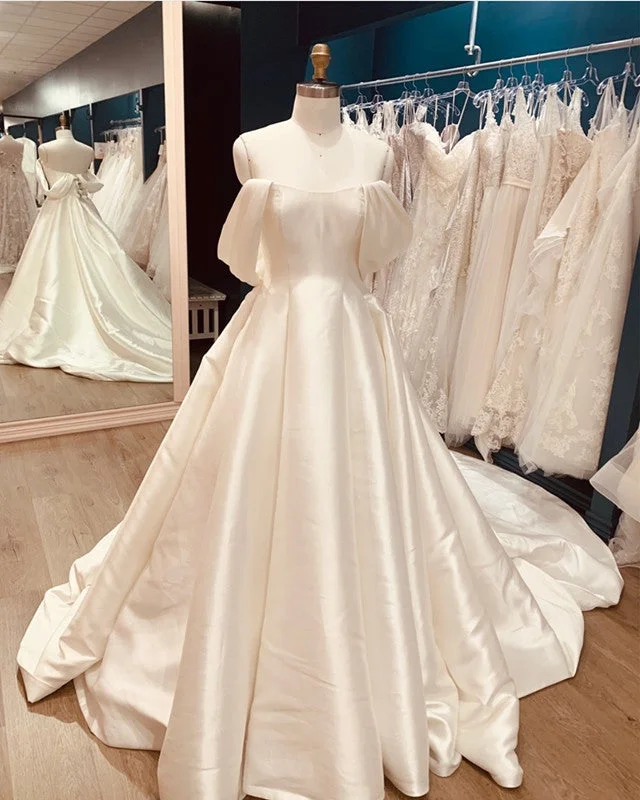 A-line /Princess Wedding Dress Satin Off Shoulder Chic Bridal Gown