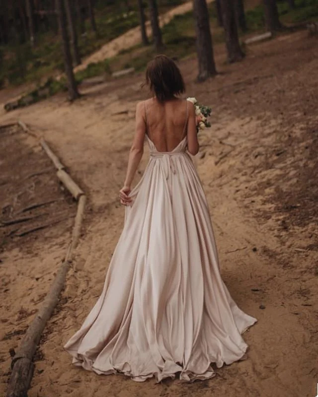 Simple Boho Wedding Dress Satin Open Back Tiered Wedding Dress