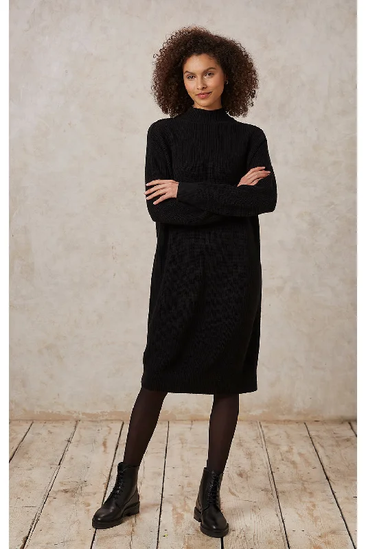 Harley Knitted Dress in Black Vintage unclassified dresses