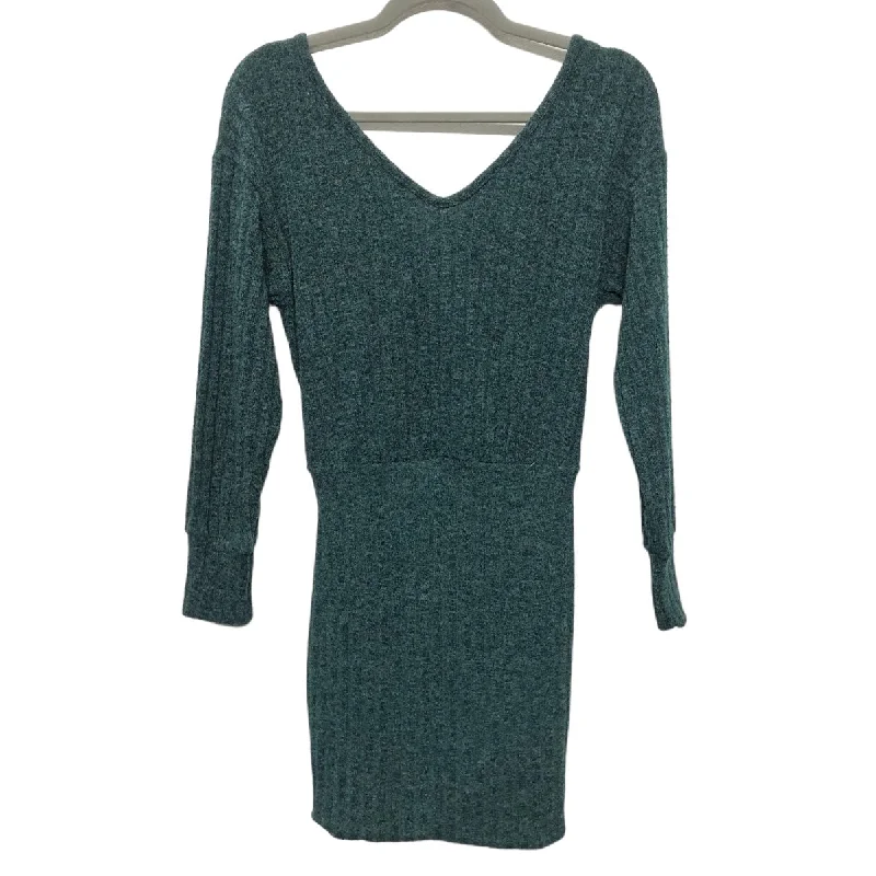 Dress Sweater By Lush In Green, Size: S Ribbed Knit Sweater